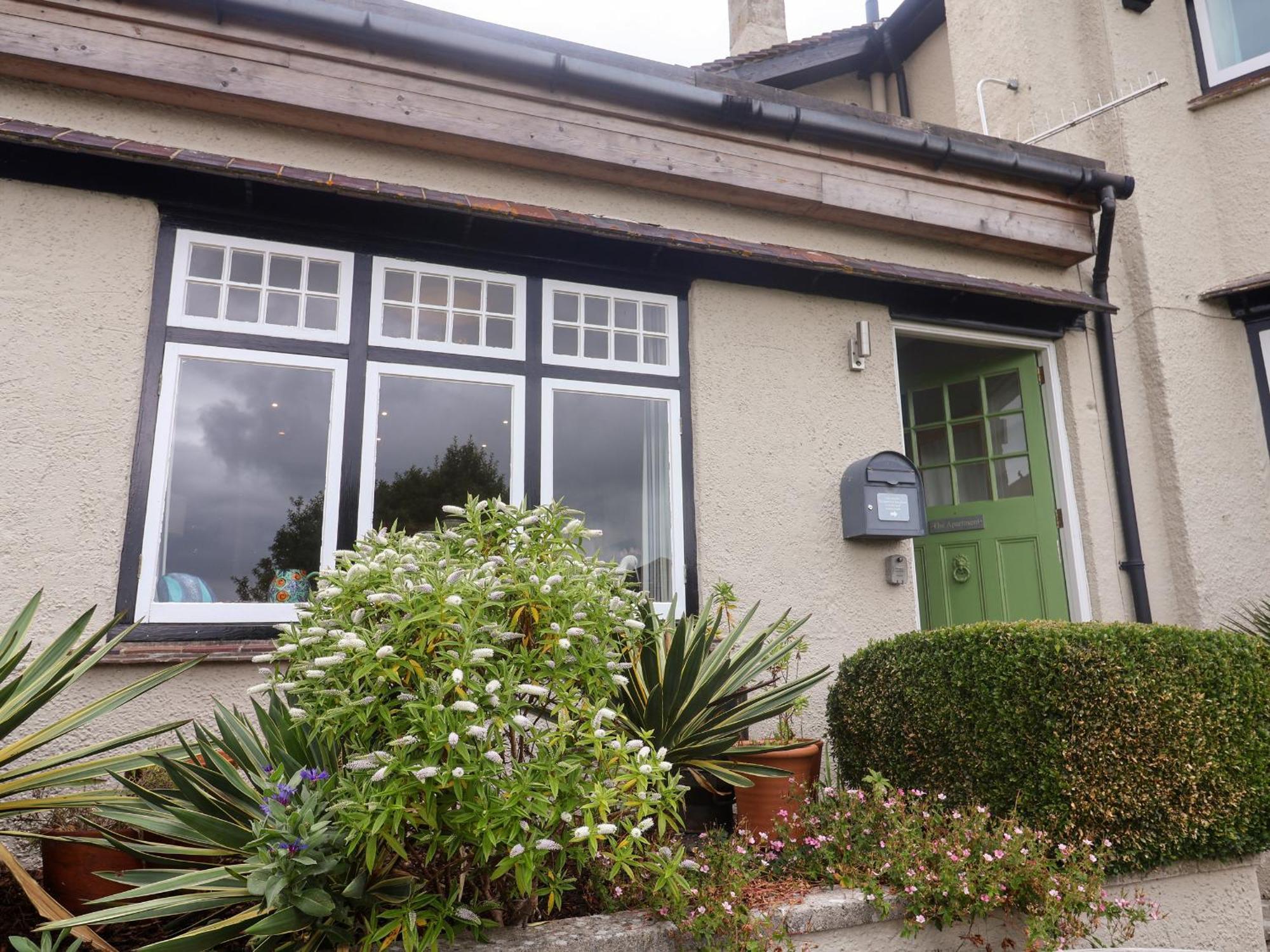 The Apartment At Queen Anne'S Lodge Lyme Regis Kültér fotó